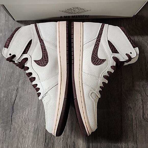 Size 5.5 - Jordan 1 OG x A Ma Maniere High Airness